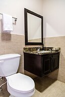 New Kingston Apartment at The Palms