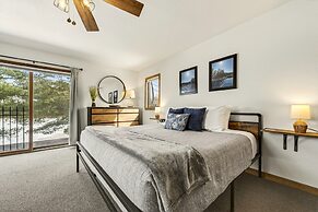 Aqua Aire Inn & Suites