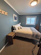 Aqua Aire Inn & Suites