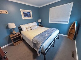 Aqua Aire Inn & Suites