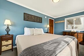 Aqua Aire Inn & Suites