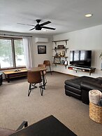 Aqua Aire Inn & Suites