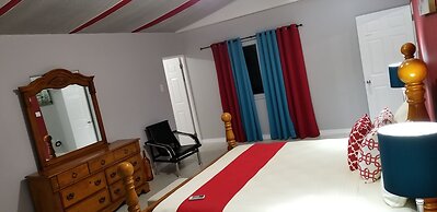 New Kingston Guest Apartment at Donhead