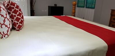 New Kingston Guest Apartment at Donhead