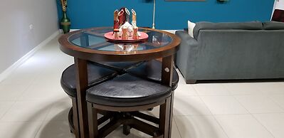 New Kingston Guest Apartment at Donhead