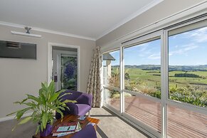 Ribbonwood Country House