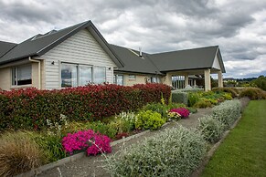 Ribbonwood Country House