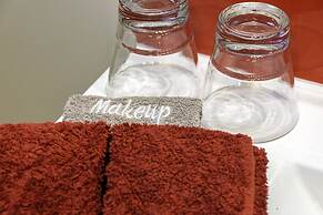 Ribbonwood Country House