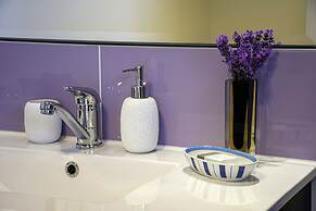 Ribbonwood Country House