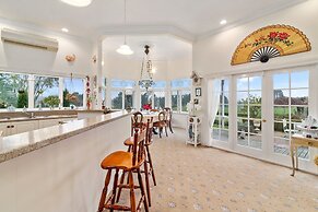 Country Villa Estate