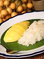 The Bhuthorn Bed and Breakfast