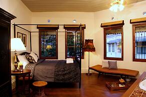 The Bhuthorn Bed and Breakfast