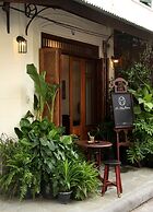 The Bhuthorn Bed and Breakfast