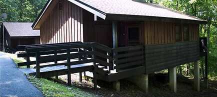Giant City Lodge