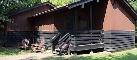 Giant City Lodge