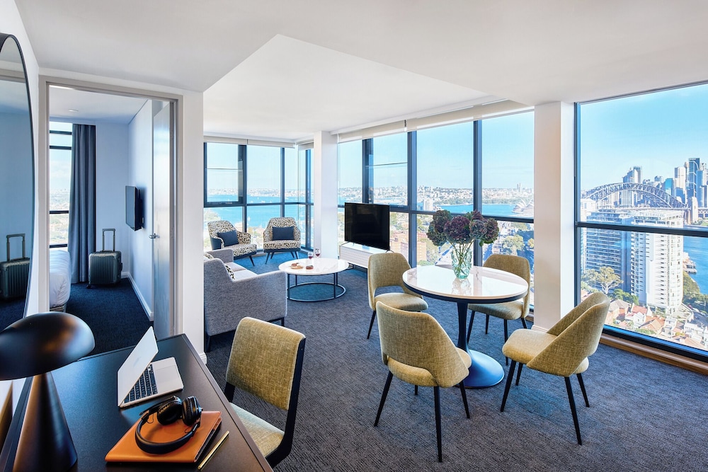 Meriton Suites North Sydney