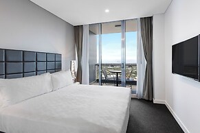 Meriton Suites Southport, Gold Coast