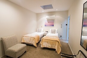 Colombo Lodge Christchurch