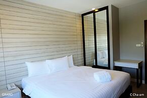 C Cha-am Hotel