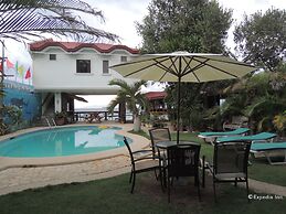 Love's Beach and Dive Resort