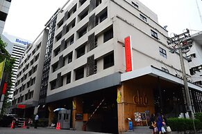 Trinity Silom Hotel