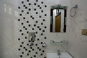 Shangri-la Boutique Hotel