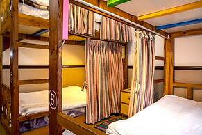 Shangri-la Boutique Hotel