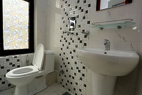 Shangri-la Boutique Hotel