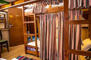 Shangri-la Boutique Hotel