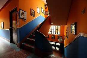 Shangri-la Boutique Hotel