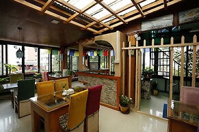 Shangri-la Boutique Hotel