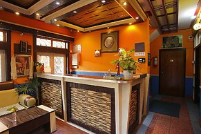 Shangri-la Boutique Hotel