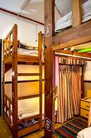 Shangri-la Boutique Hotel