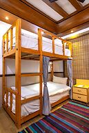 Shangri-la Boutique Hotel