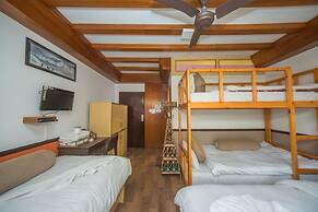 Shangri-la Boutique Hotel