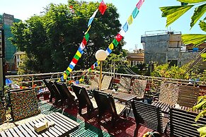 Shangri-la Boutique Hotel