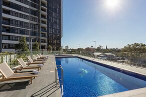 Meriton Suites Church Street, Parramatta