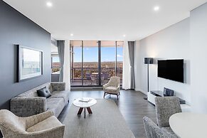 Meriton Suites Church Street, Parramatta