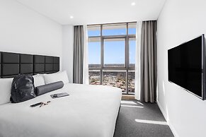 Meriton Suites Church Street, Parramatta