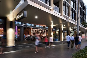Meriton Suites Church Street, Parramatta