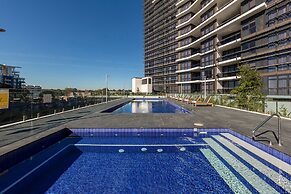 Meriton Suites Church Street, Parramatta