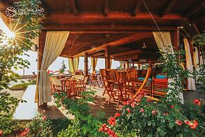 Dreamland Oasis Resort & Spa