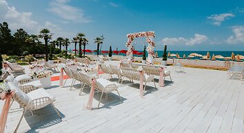 Hotel Dreamland Oasis