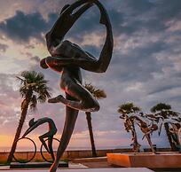 Hotel Dreamland Oasis