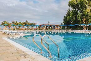 Dreamland Oasis Resort & Spa
