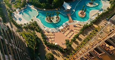 Dreamland Oasis Resort & Spa