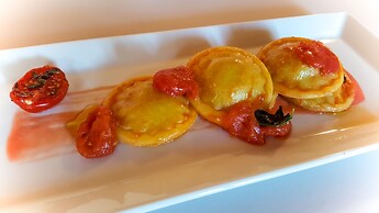 Tenuta Borgo Santa Cecilia