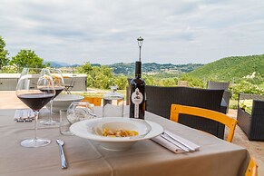 Tenuta Borgo Santa Cecilia