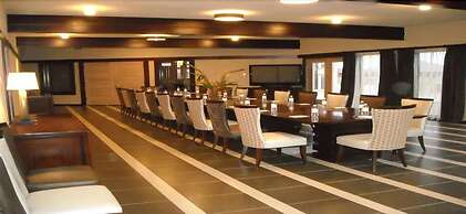 Rlj Kendeja Resort and Villas