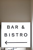 Manzo's Suites